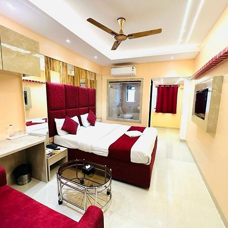 Hotel Vashi Inn ナビムンバイ エクステリア 写真