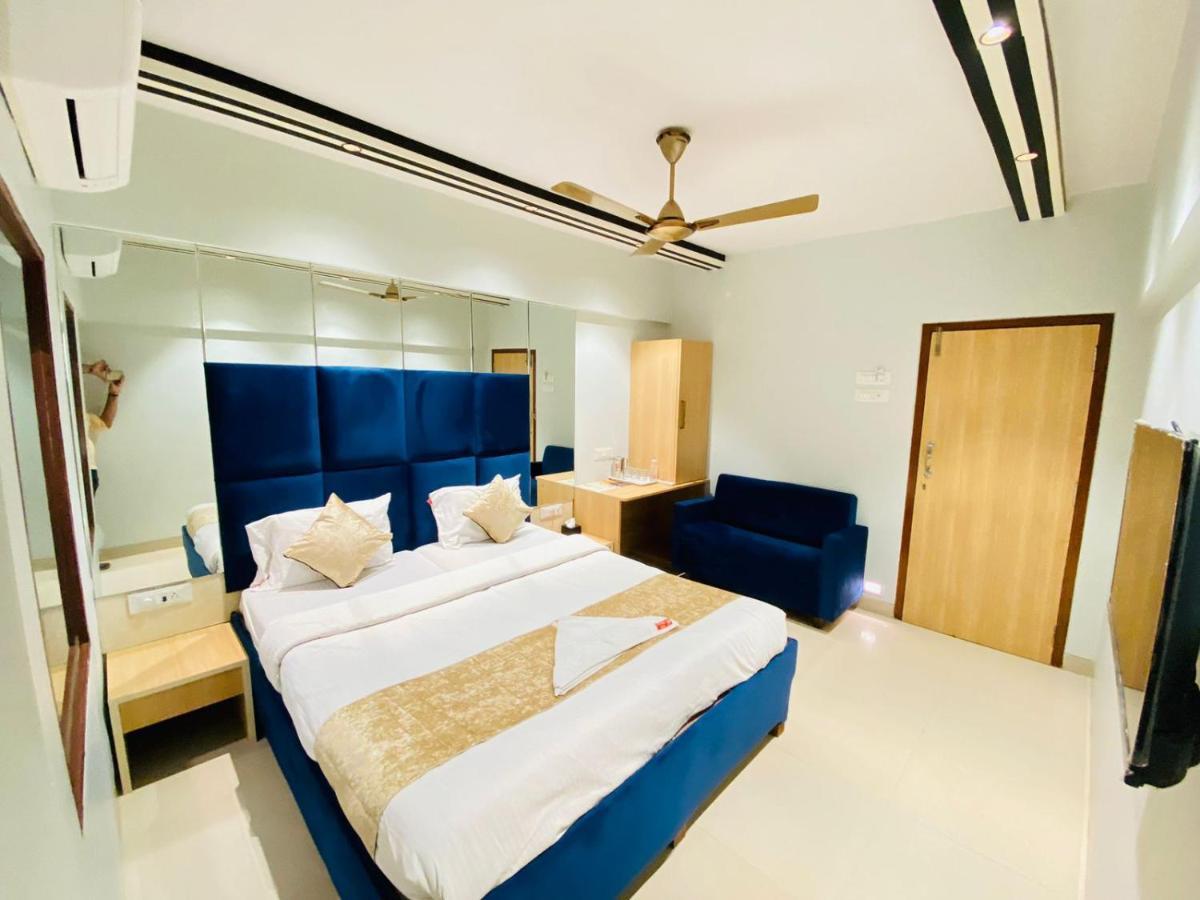 Hotel Vashi Inn ナビムンバイ エクステリア 写真