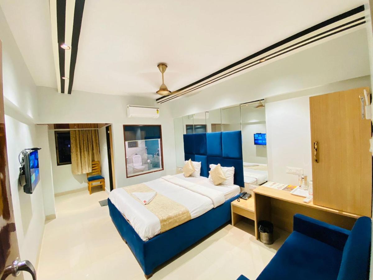Hotel Vashi Inn ナビムンバイ エクステリア 写真