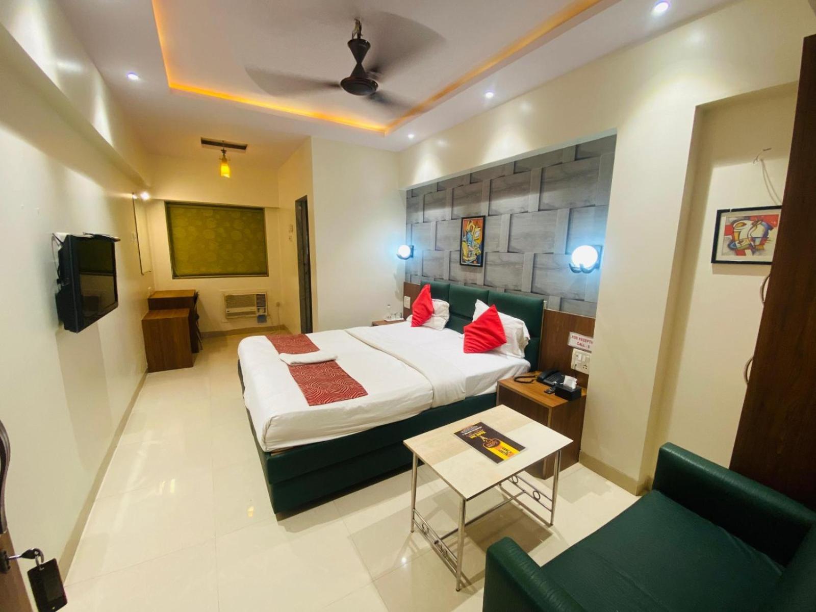 Hotel Vashi Inn ナビムンバイ エクステリア 写真