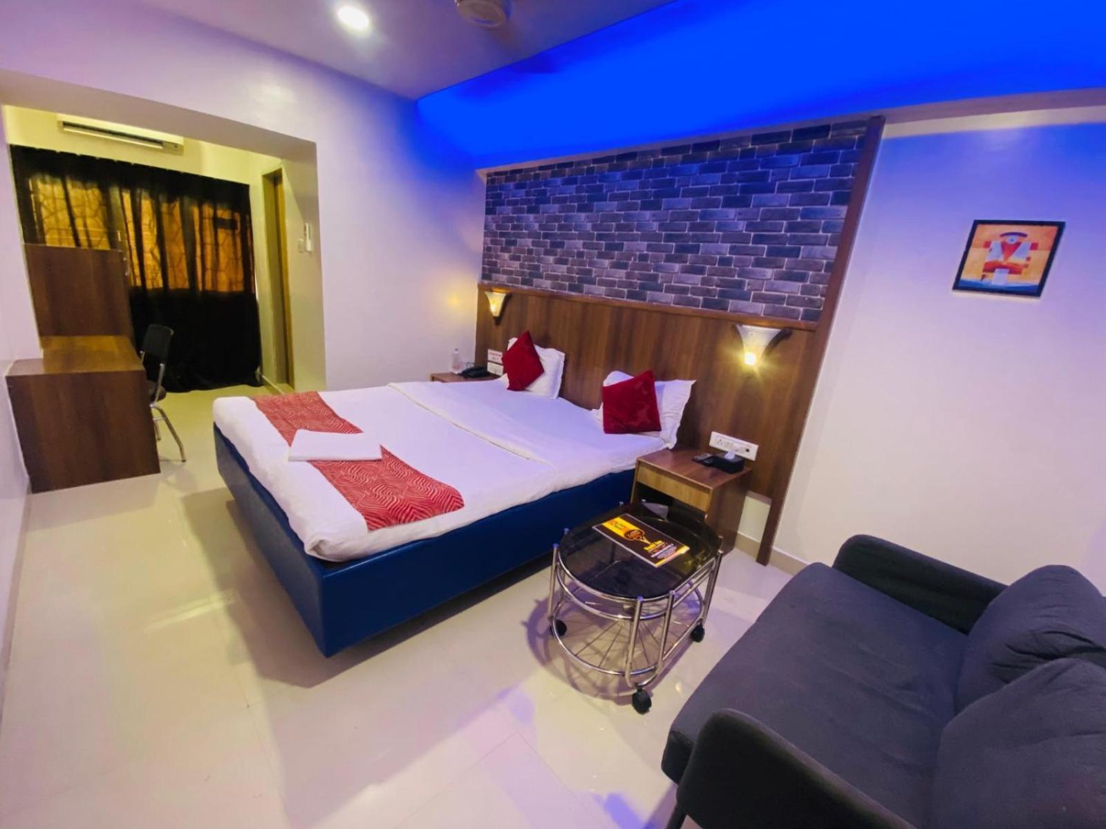 Hotel Vashi Inn ナビムンバイ エクステリア 写真